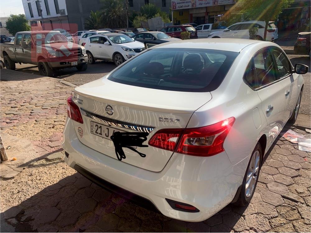 نيسان سنترا